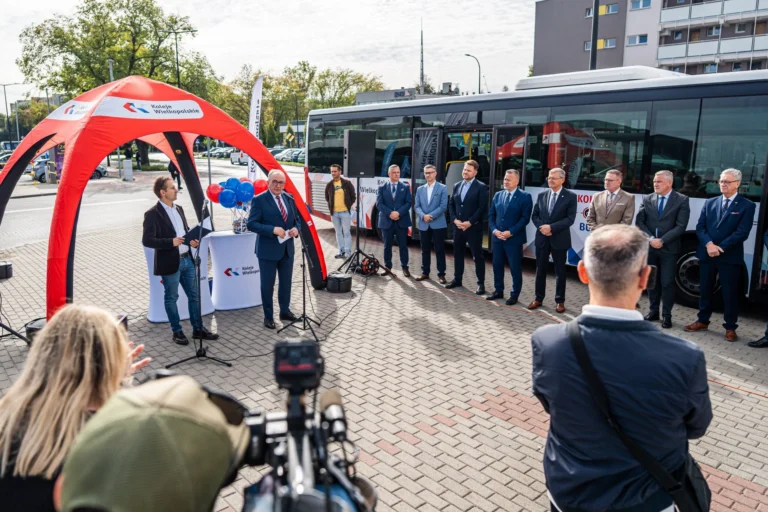 Inauguracja przewozów autobusowych Konin - Turek